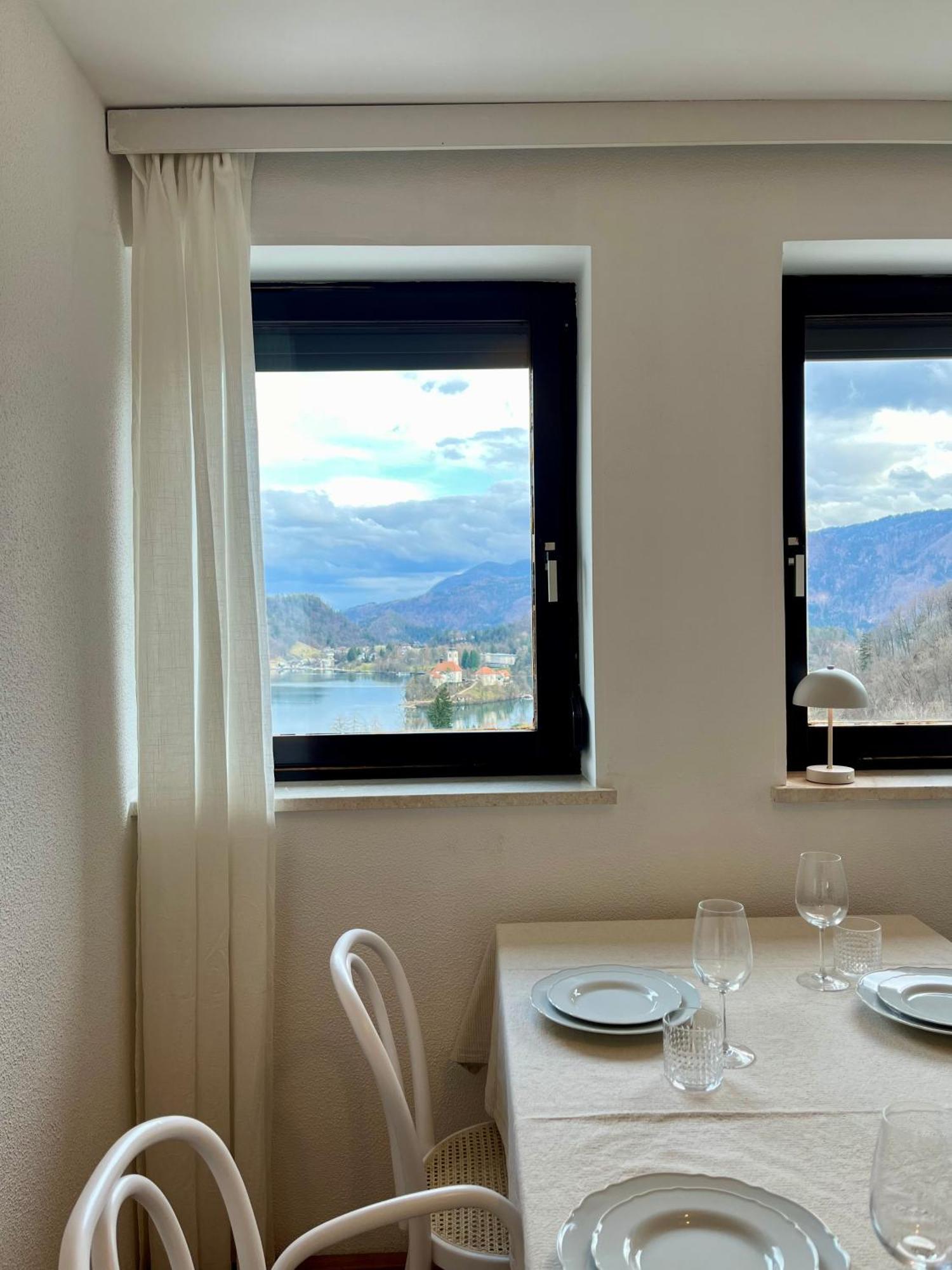 Lakeview Guesthouse & Chalet بليد الغرفة الصورة