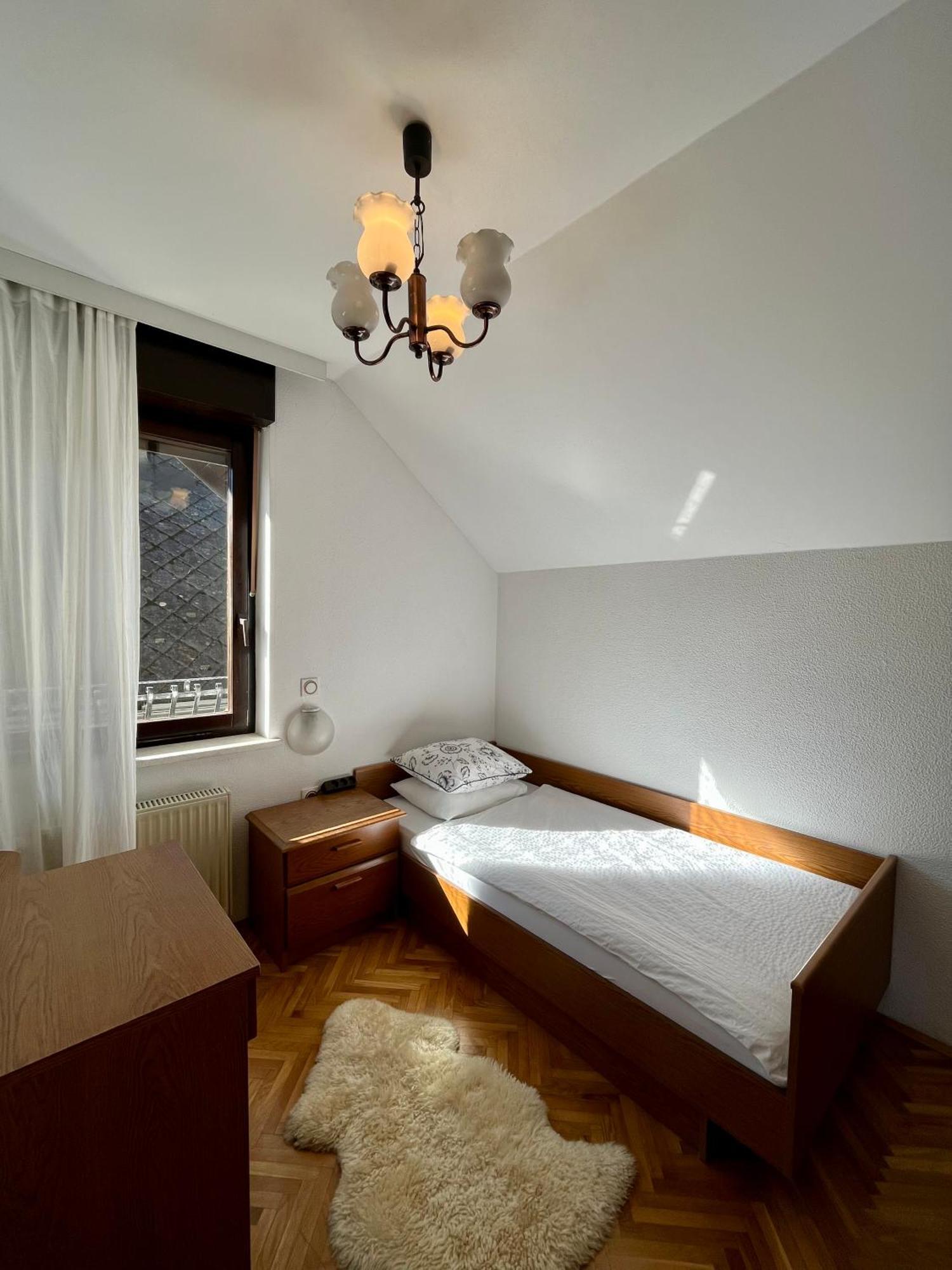 Lakeview Guesthouse & Chalet بليد المظهر الخارجي الصورة