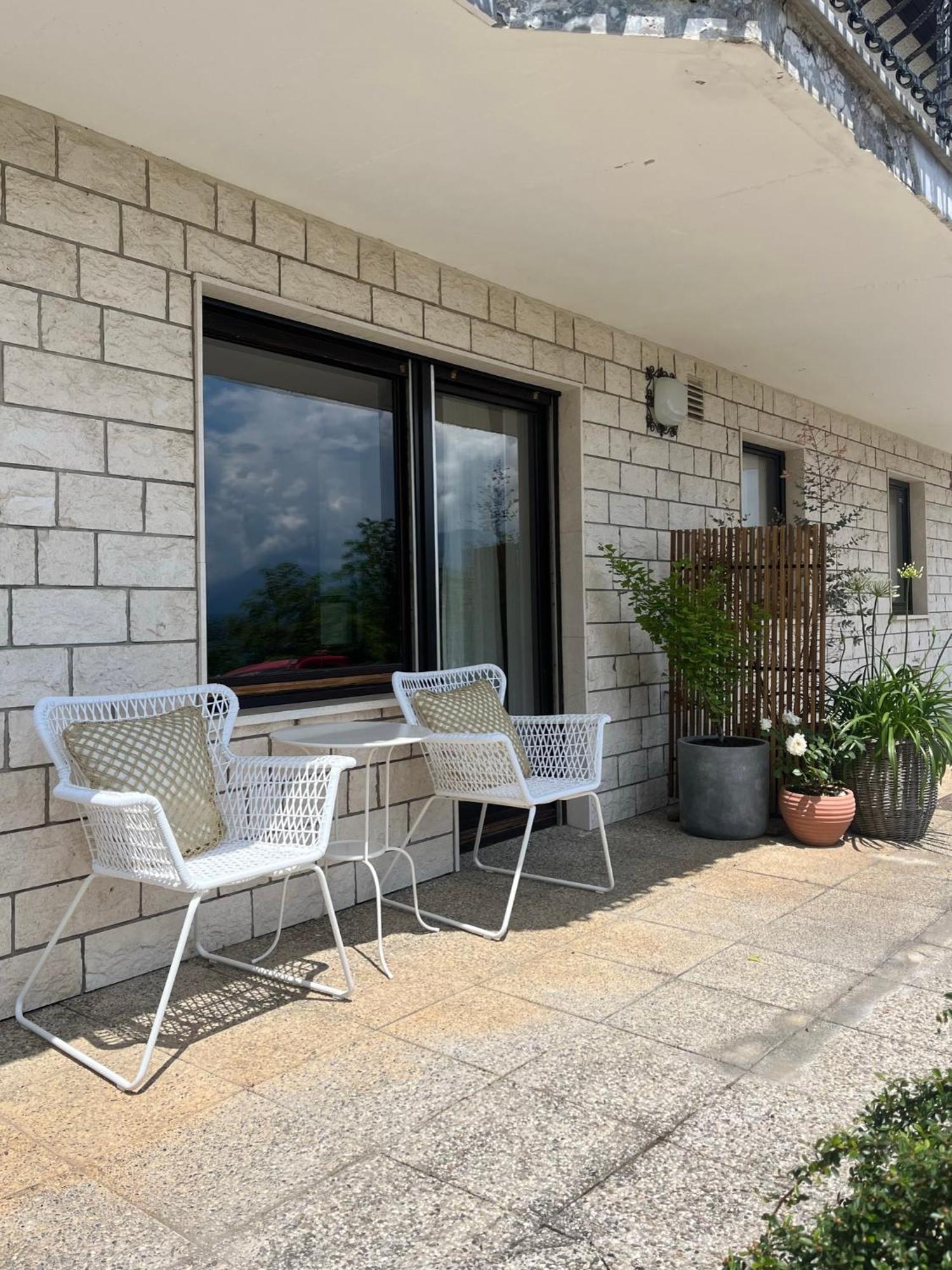 Lakeview Guesthouse & Chalet بليد المظهر الخارجي الصورة