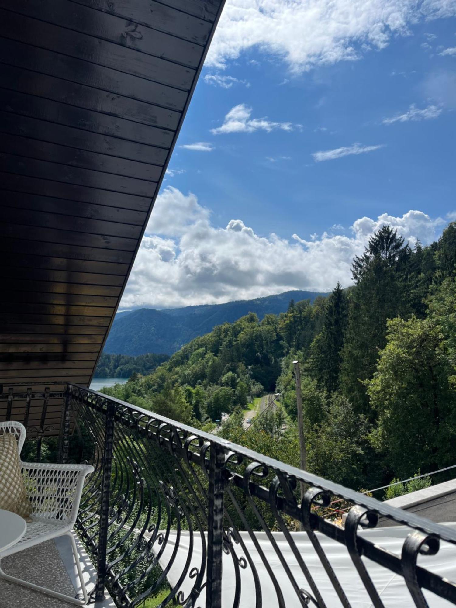 Lakeview Guesthouse & Chalet بليد الغرفة الصورة