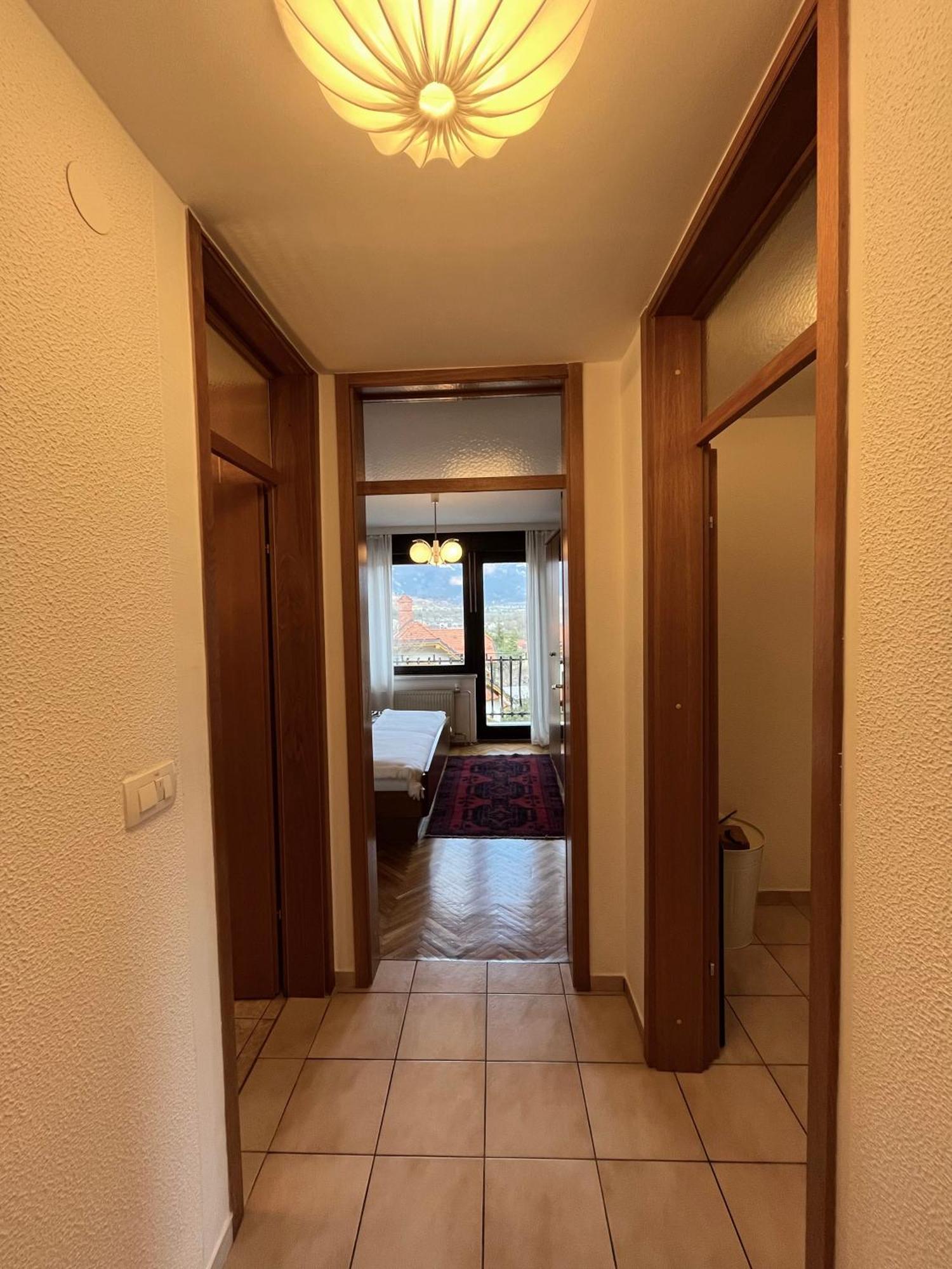 Lakeview Guesthouse & Chalet بليد الغرفة الصورة